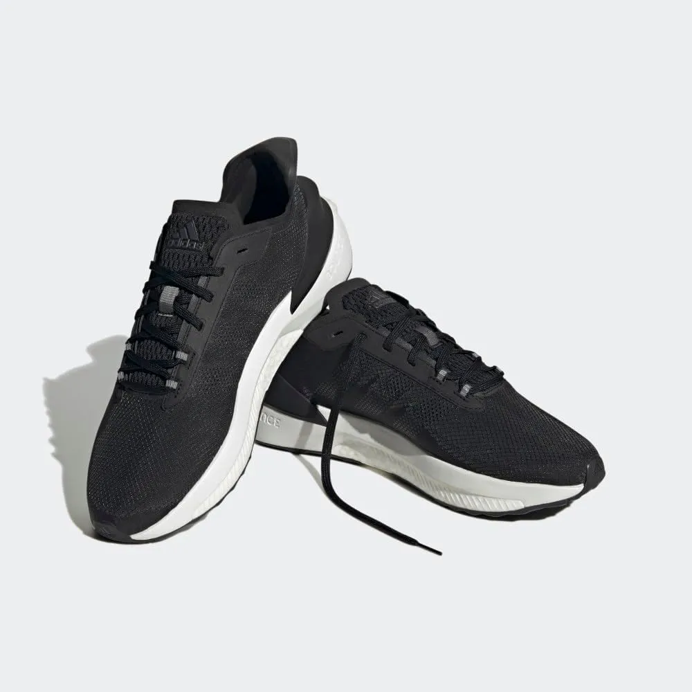 adidas Men's Avryn Shoe