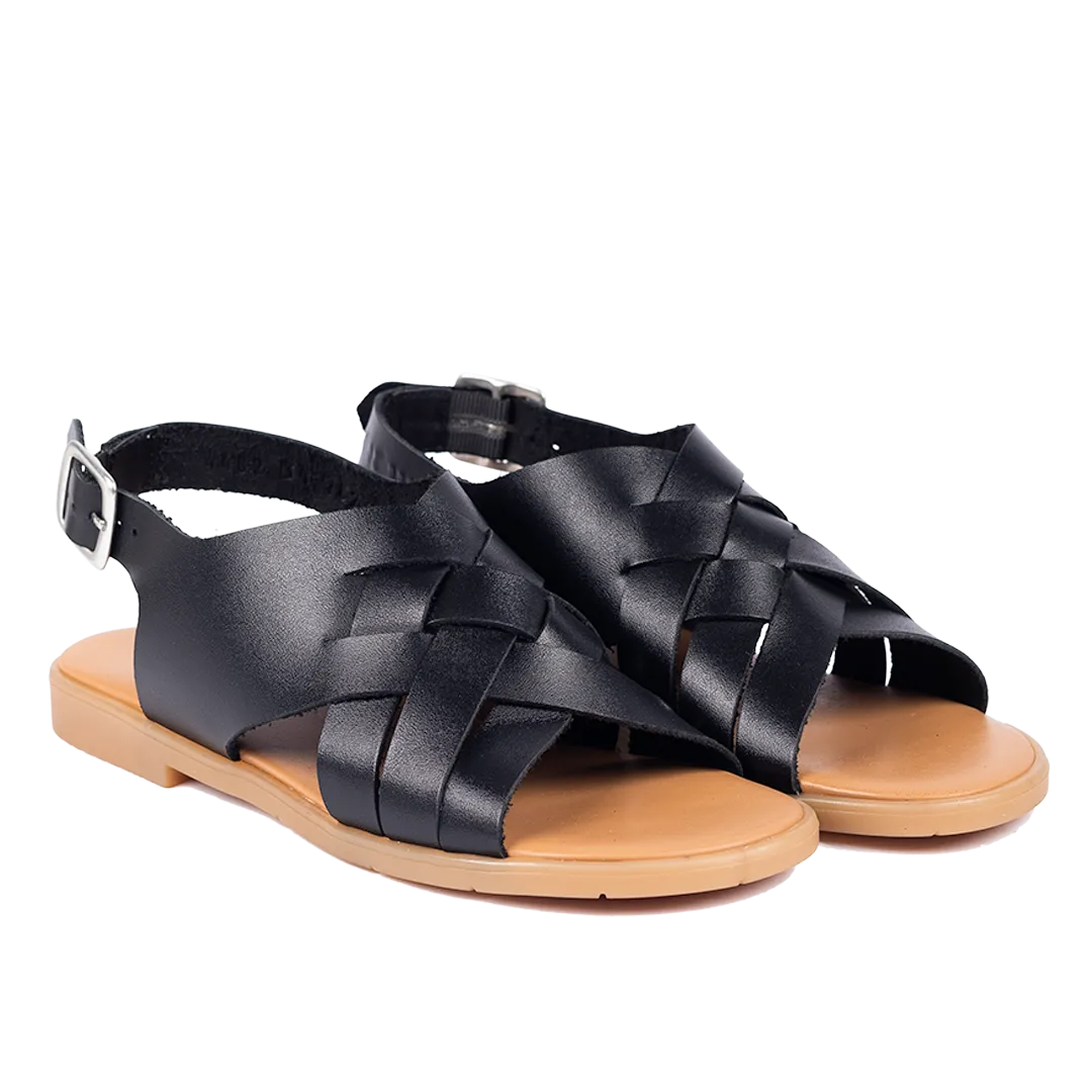 Braid sandal with buckle closure