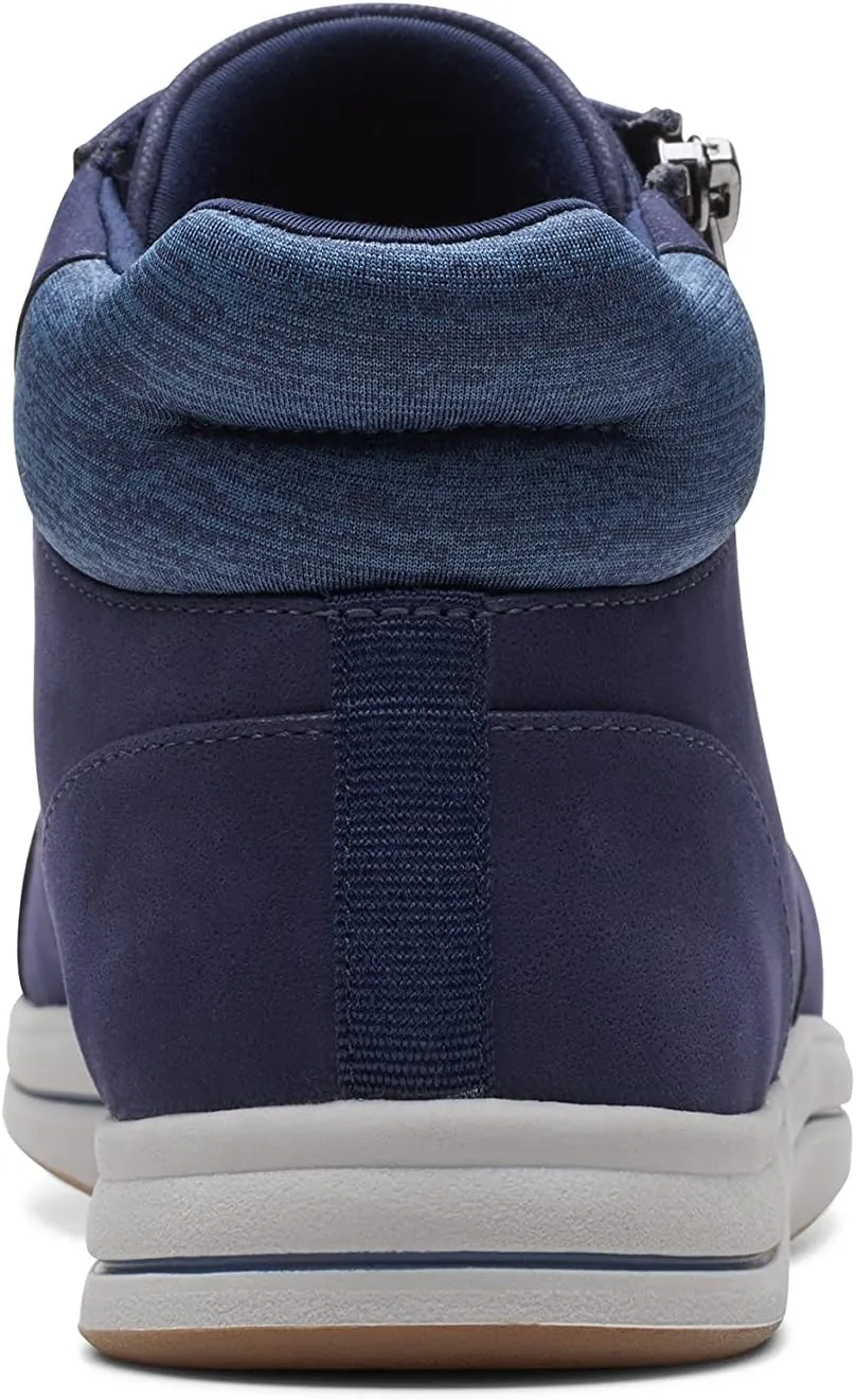 Clarks Women's Breeze Glide Ankle Boot