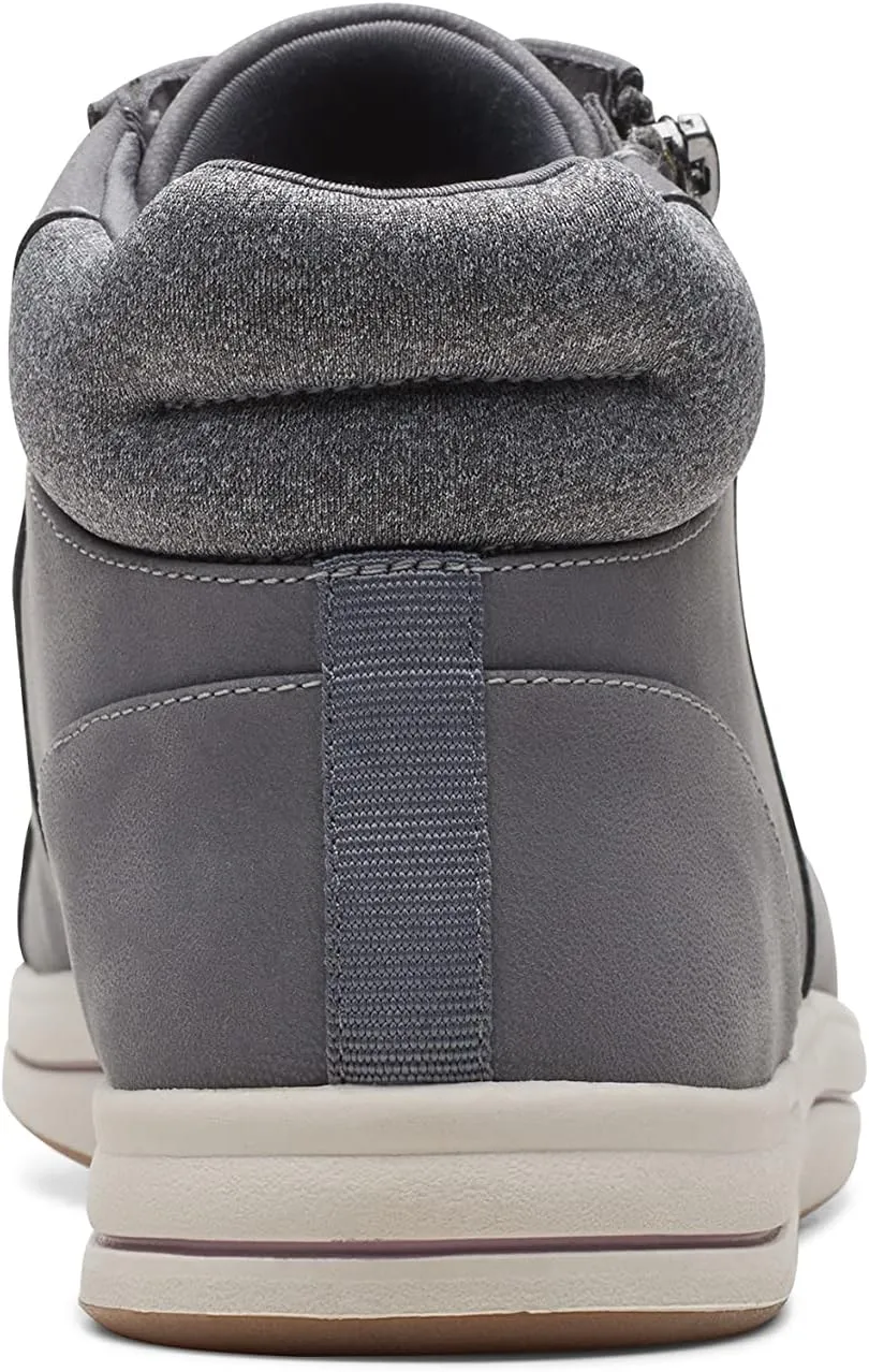 Clarks Women's Breeze Glide Ankle Boot