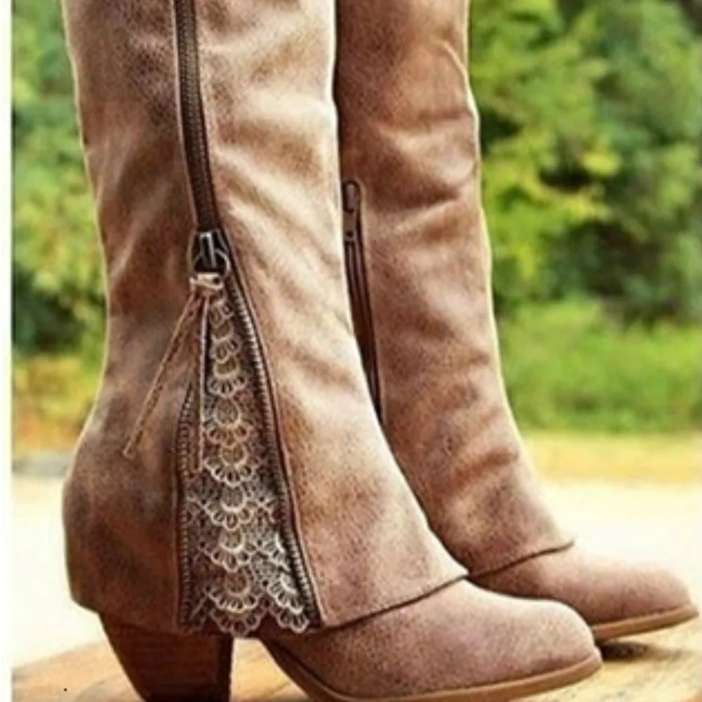 Comfortable and durable orthopedic Boots