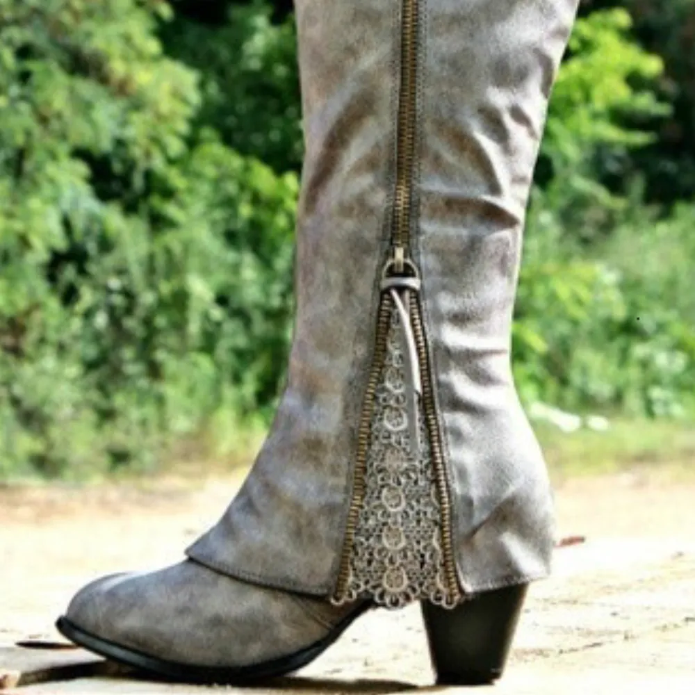 Comfortable and durable orthopedic Boots