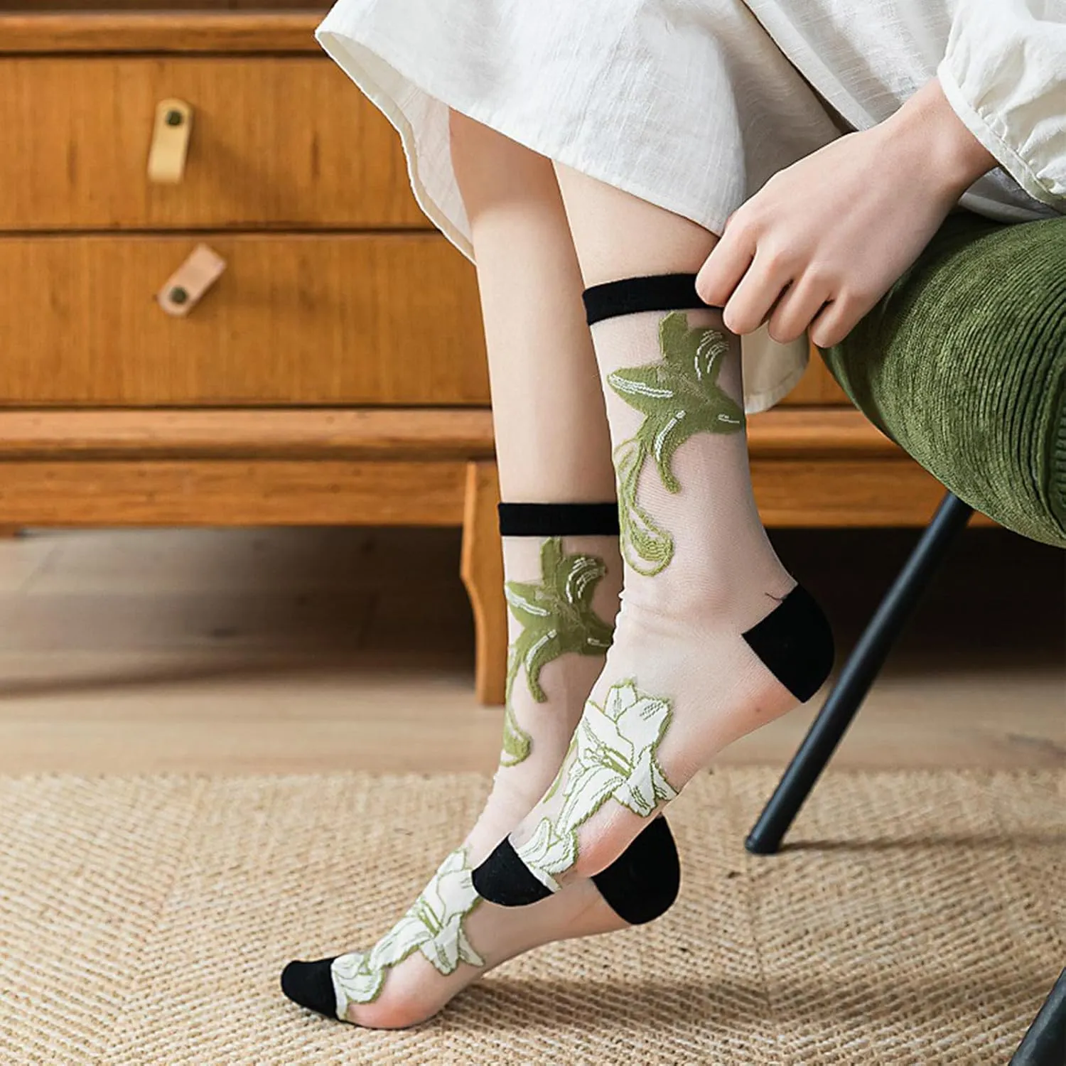 DXYAKY Sheer Mesh Transparent Socks for Women - Ultra-Thin Lace Fishnet See Through Ankle Novelty Casual Crew