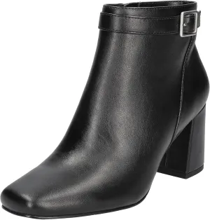 Easy Street Women's Winnipeg Ankle Boot