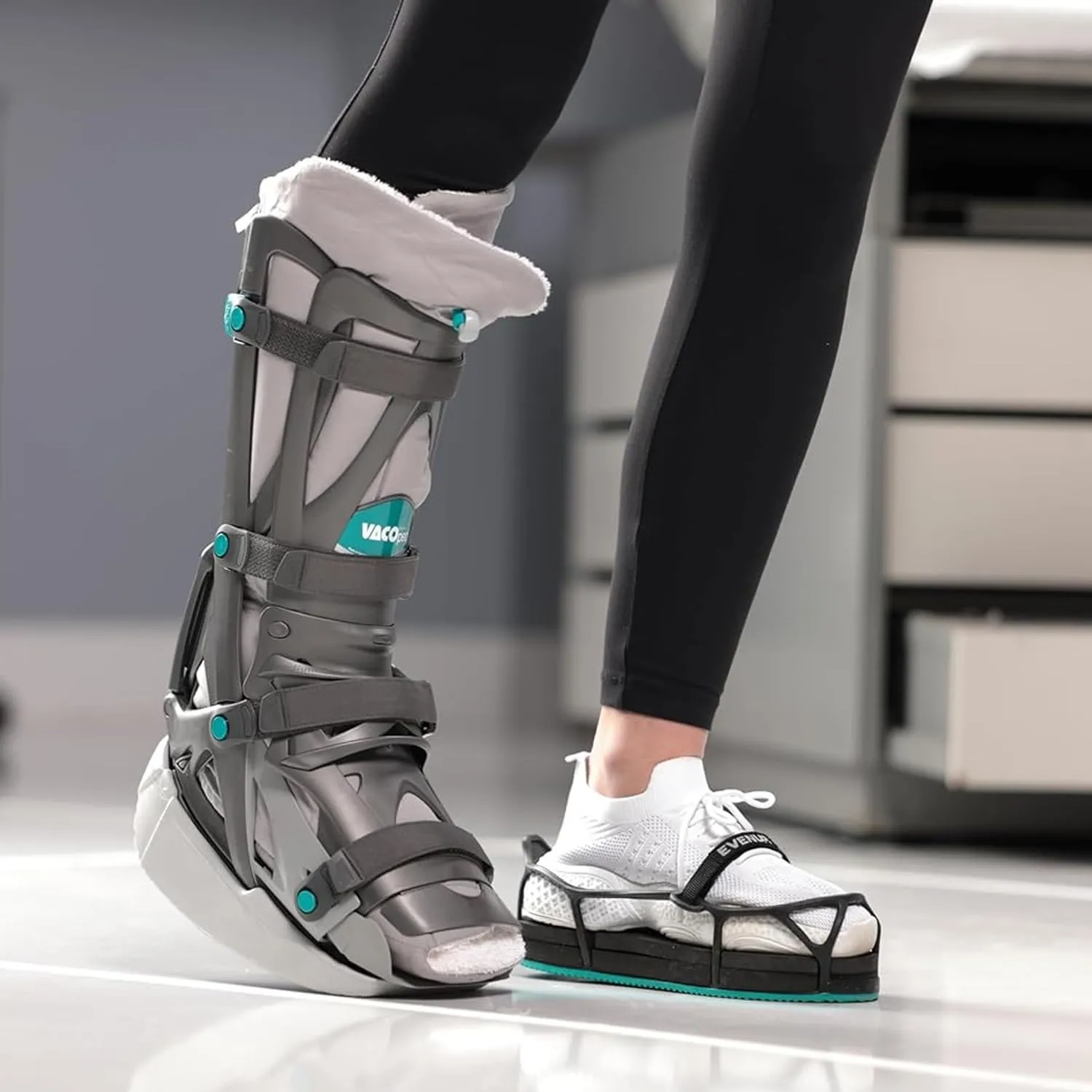 EVENup The Authentic Shoe Balancer Size Medium for use with Walking Boot or leg length discrepancy. Improves your gait using a variety of height adjustments.