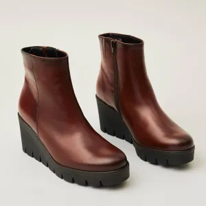 Gabor Tan Leather Wedge Ankle Boots