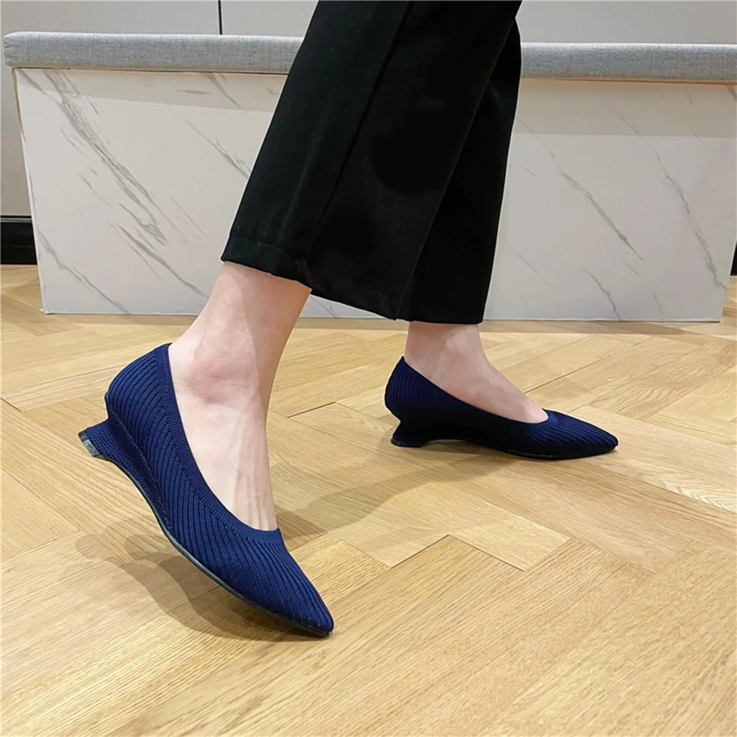 HIPPOSEUS Women's Slope Heel Pumps Pointed Toe Work Office Shoes Knitting Fashion Shoes