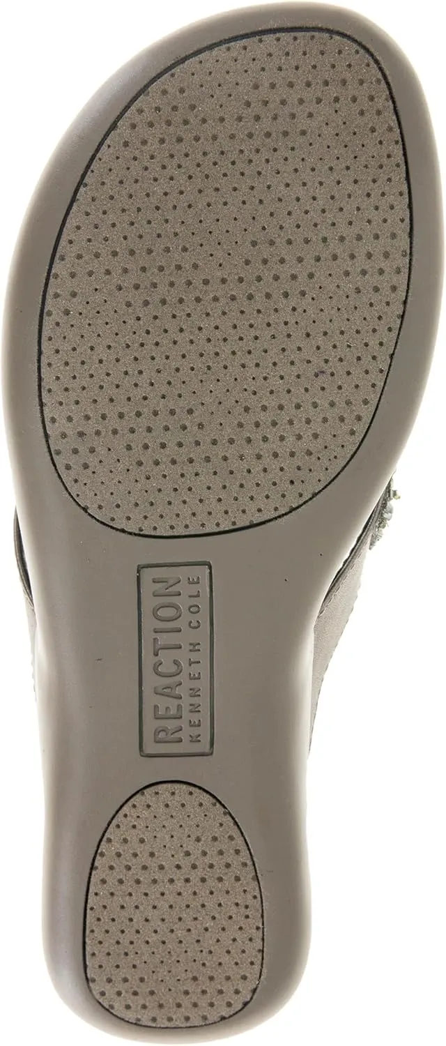 Kenneth Cole REACTION Women's Glam-athon Thong Sandal