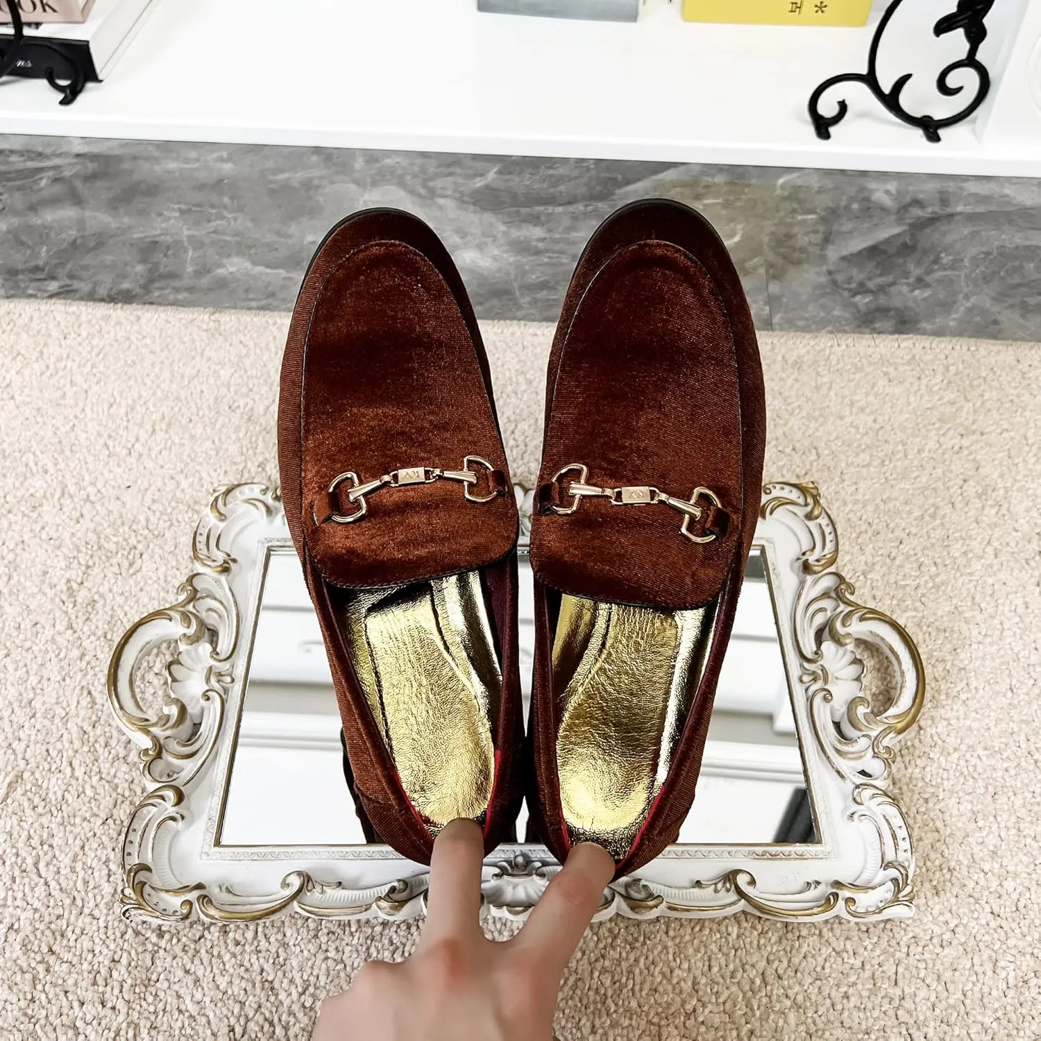 LCQL Men's Luxury Velvet Penny Loafer Shoes Noble Slip-on Suede Loafers Smoking Slippers Plus Size 7-13