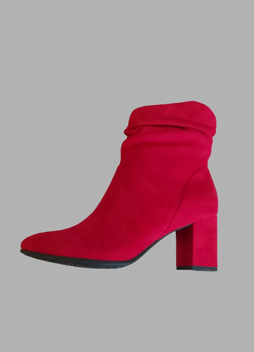Marco Tozzi  Heeled Ankle boot in Dark Red and Dark Navy