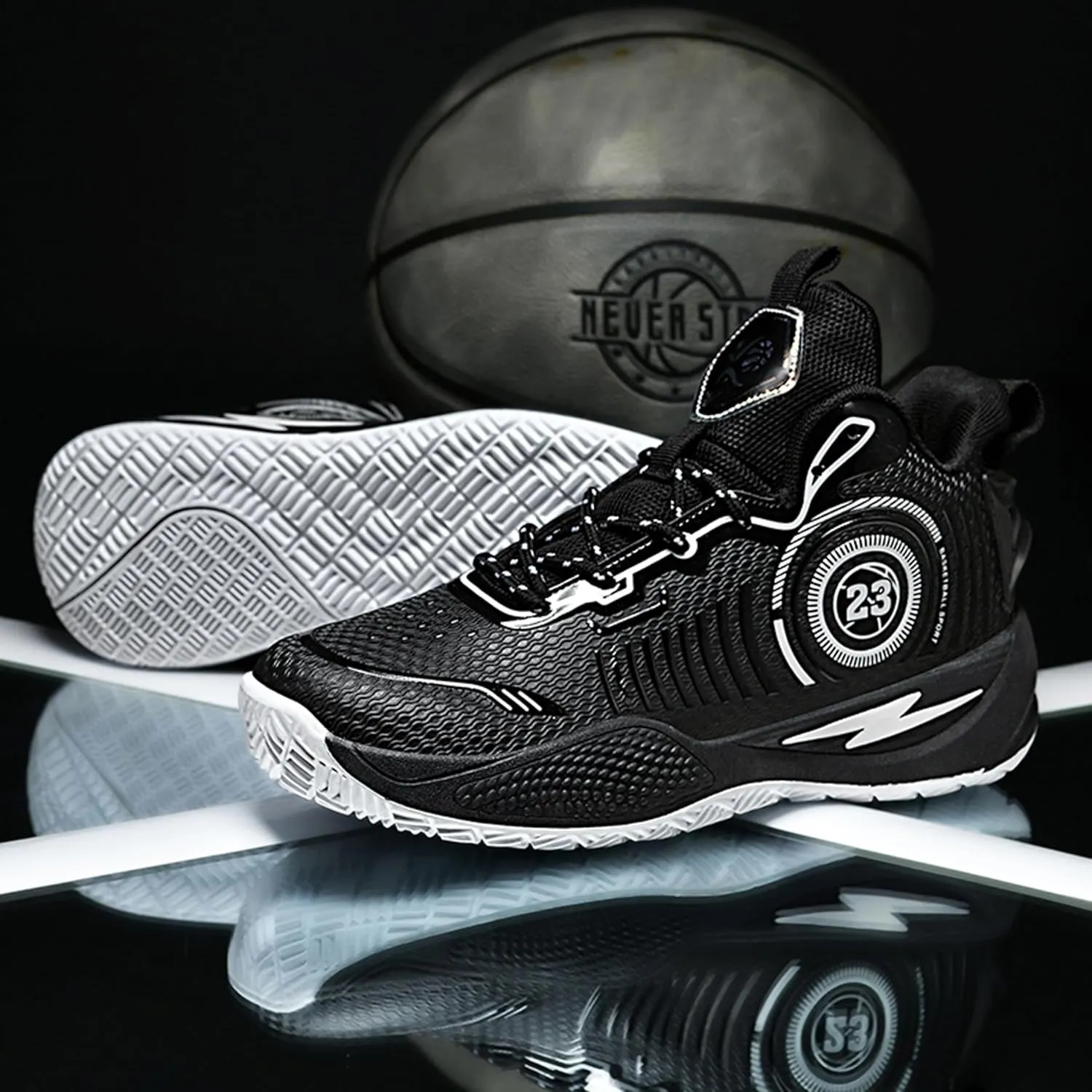 Men's Basketball Shoes High Top Anti Slip Shock-Absorbing Running Shoes Fashionable Durable Training Boots