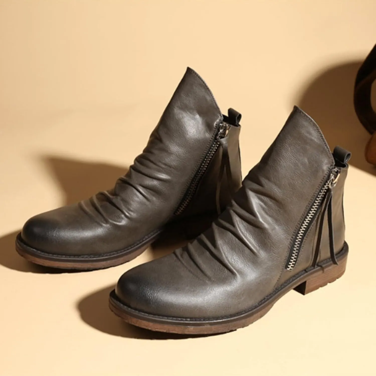 Men's Fashionable Retro Ankle Boots Zipper Sleeve Casual Leather Chukka Boot Water Proof Western Boots Men's Dress Boots
