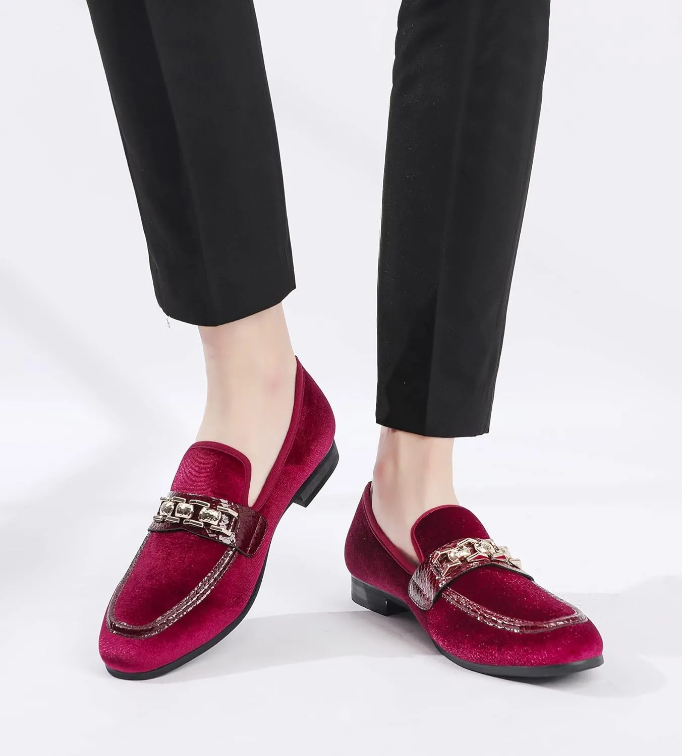 Men's Velvet Loafers,Mens Dress Shoes with Gold Chain, Slip On Flats Smoking Slippers Penny Shoes for Men