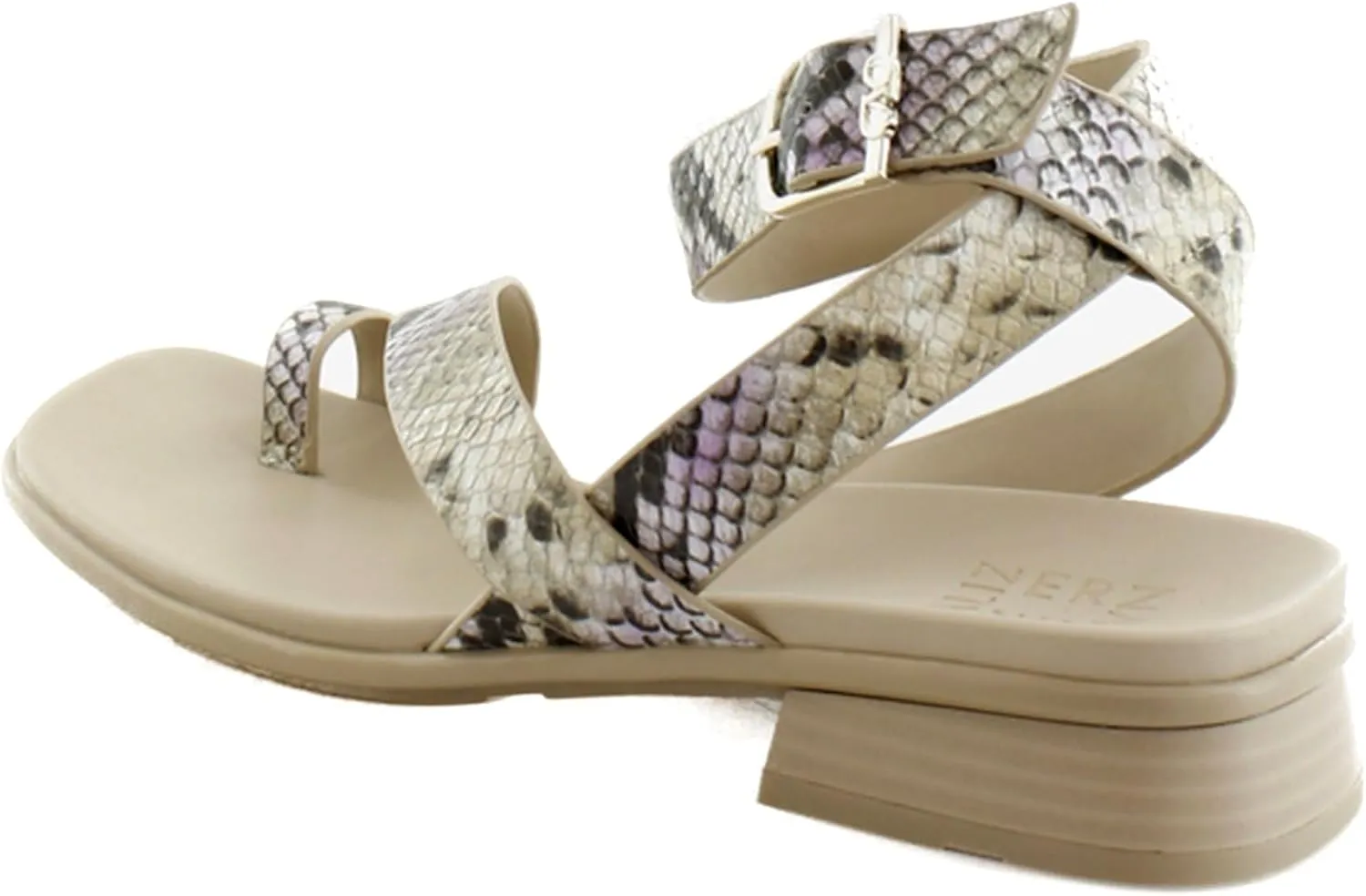 Naturalizer Womens Birch Strappy Flat Sandal