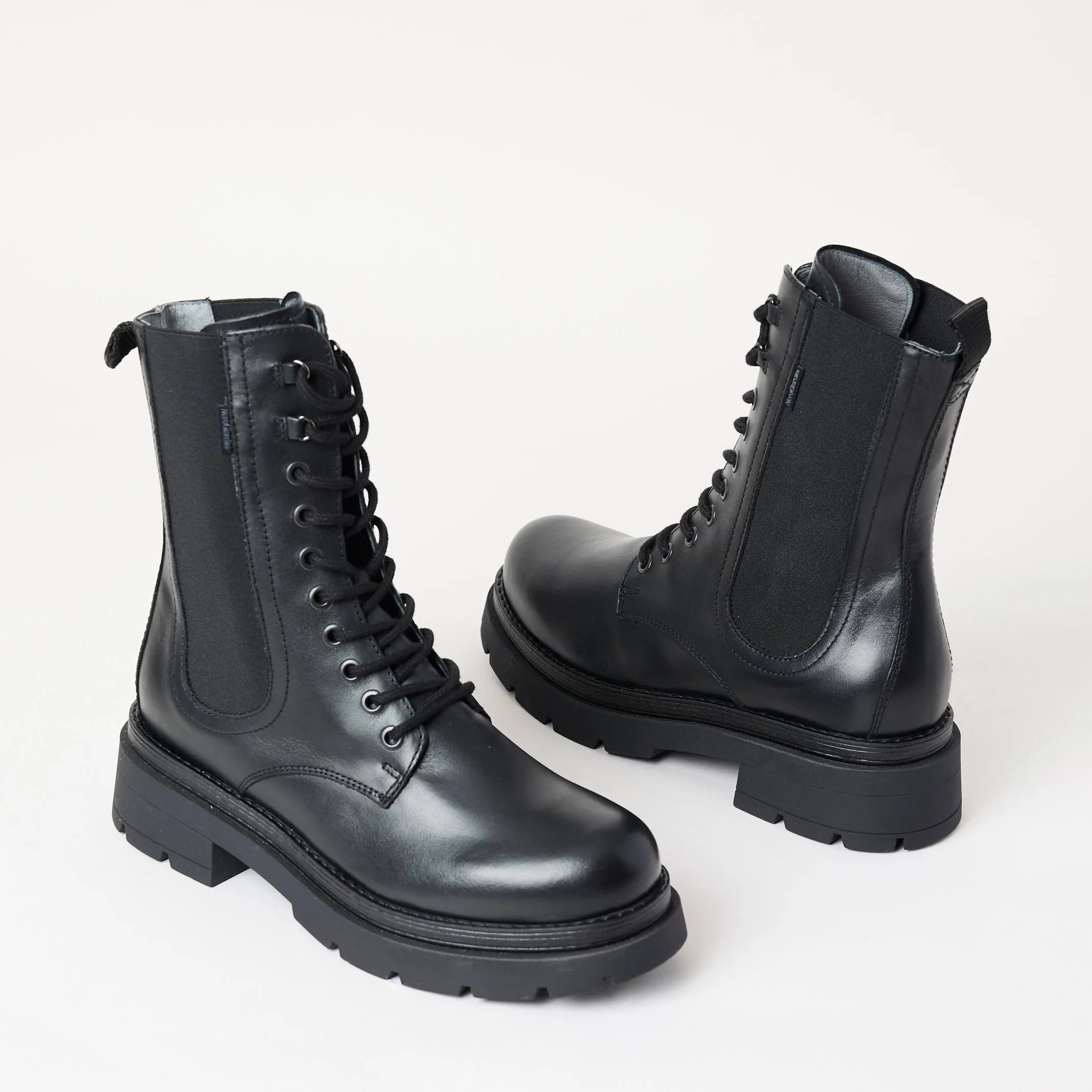 NeroGiardini Black Leather Ankle Boots