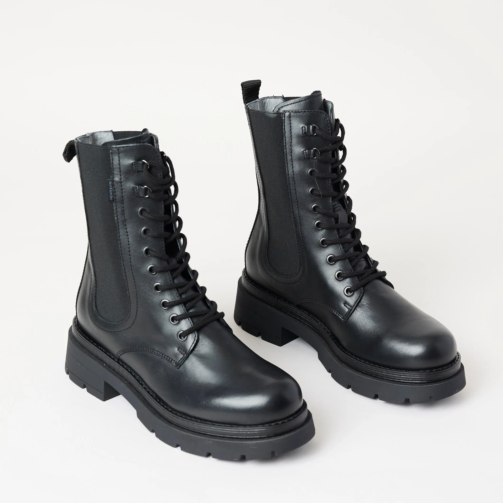 NeroGiardini Black Leather Ankle Boots