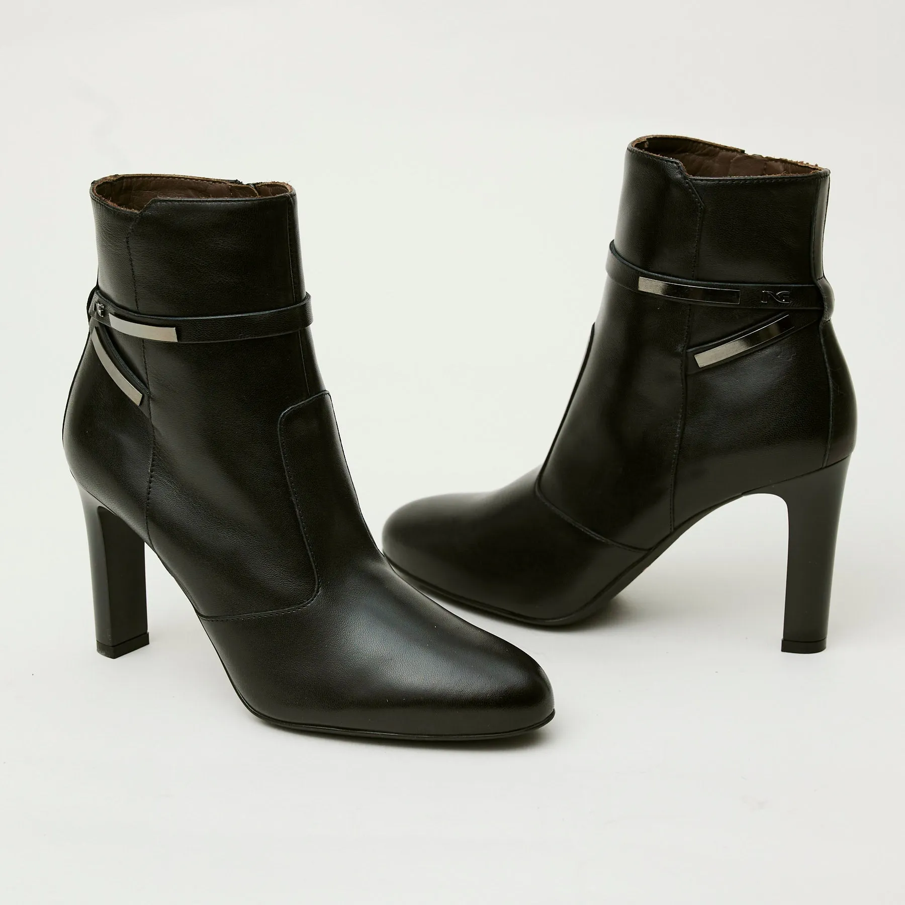 NeroGiardini Black Leather High Heeled Ankle Boots