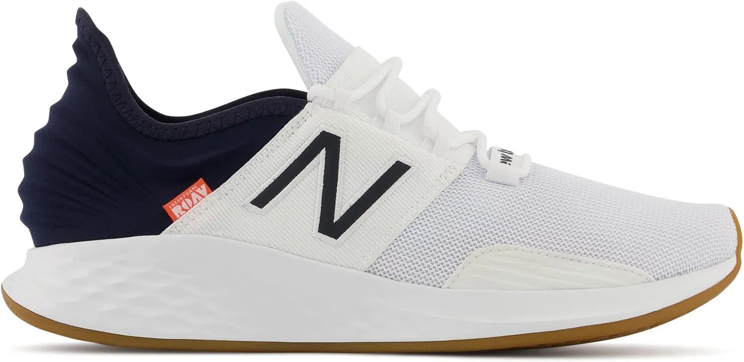 New Balance Men's Fresh Foam Roav V1 Sneaker, Black, 9-11