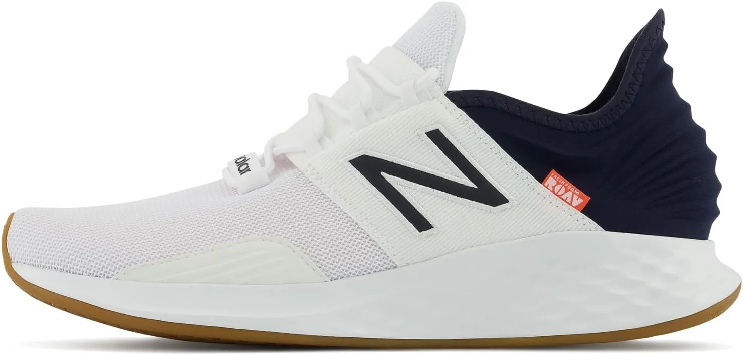 New Balance Men's Fresh Foam Roav V1 Sneaker, Black, 9-11