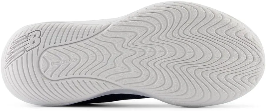 New Balance Women's 696 V6 Tennis Shoe