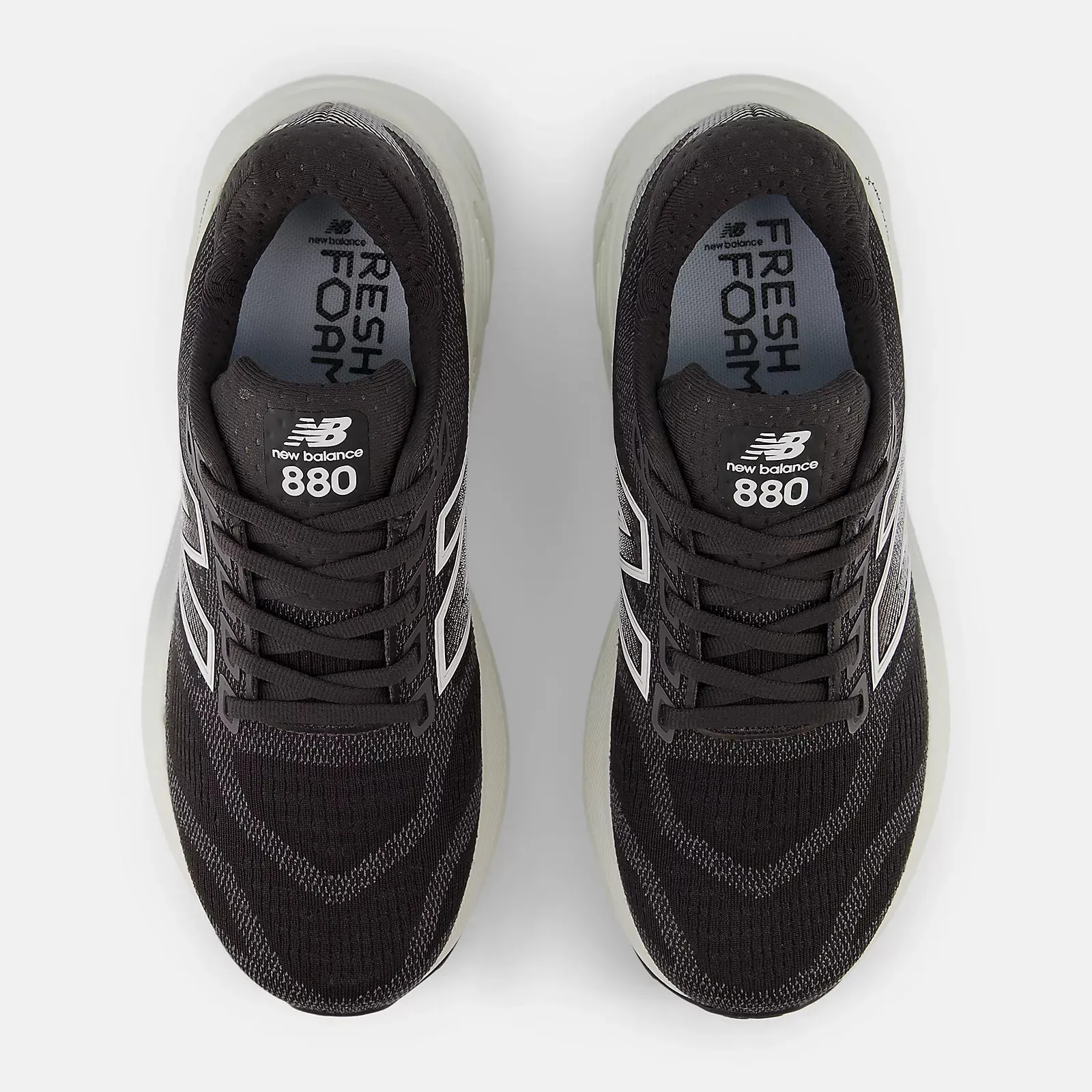 New Balance Women's Fresh Foam X 880v15 Black/White