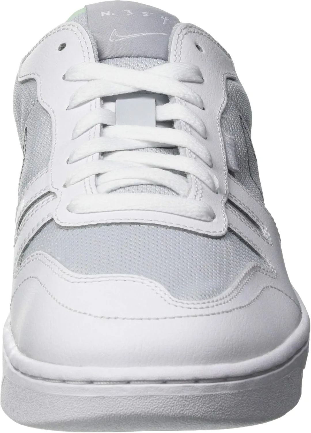 Nike Men's Tennis Shoe