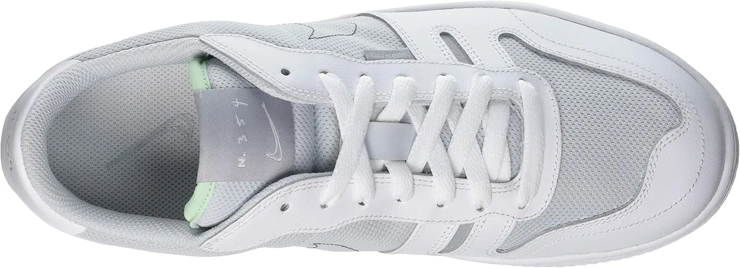 Nike Men's Tennis Shoe