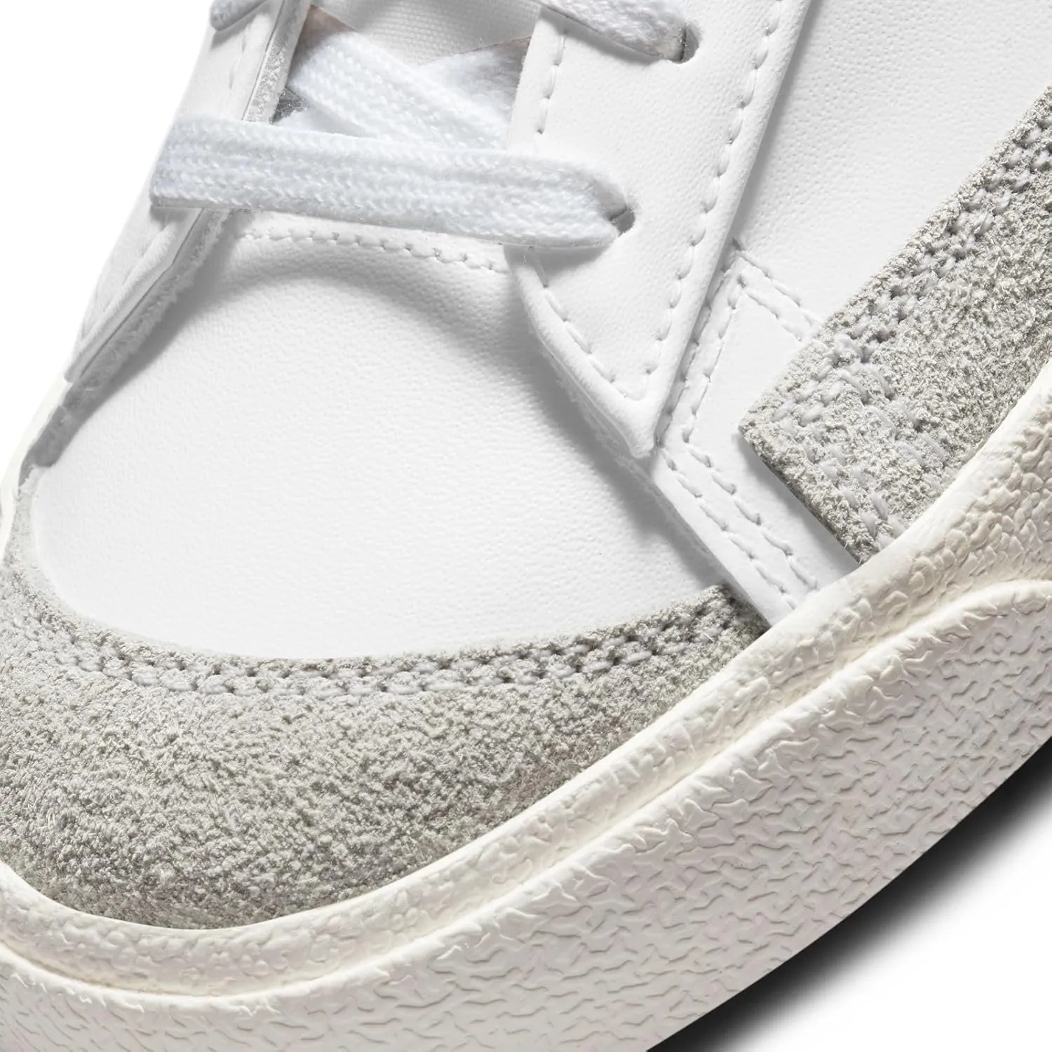 Nike Women's Basketball Shoe