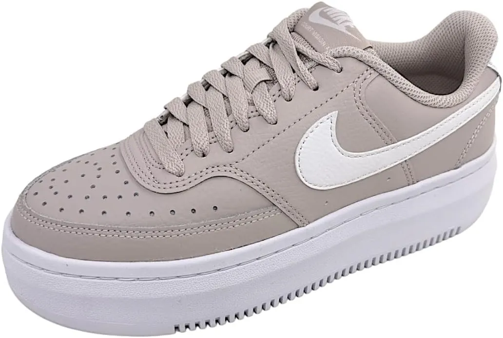 NIKE Women's Gymnastics Shoe