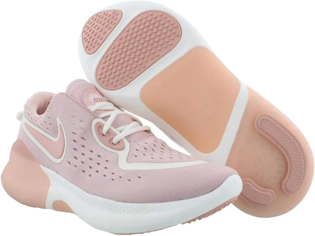 Nike Women's Race Running Shoe