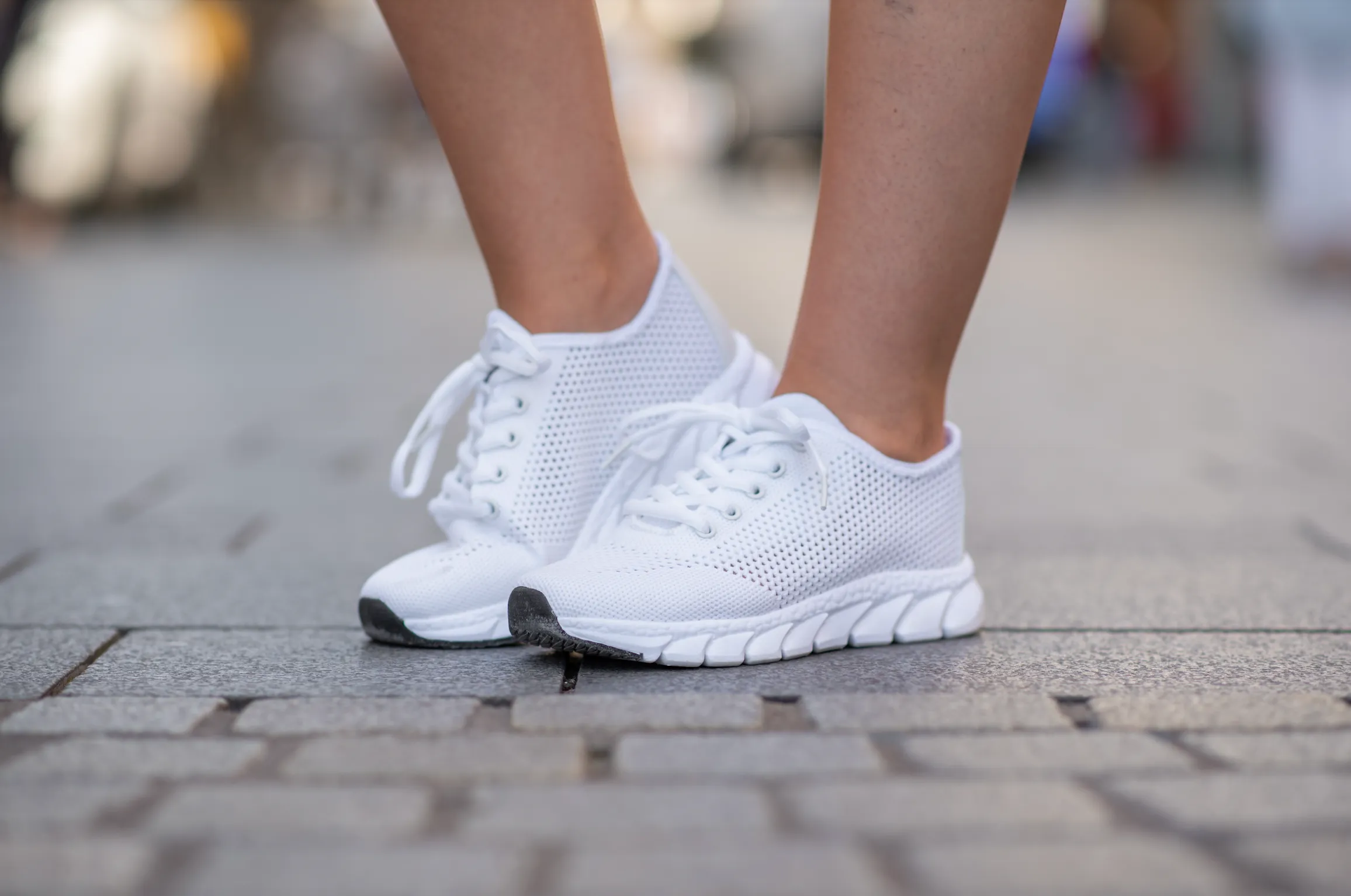 ORTHOSHOES® Kivo - Breathable & Lightweight Pain Relief Sneaker