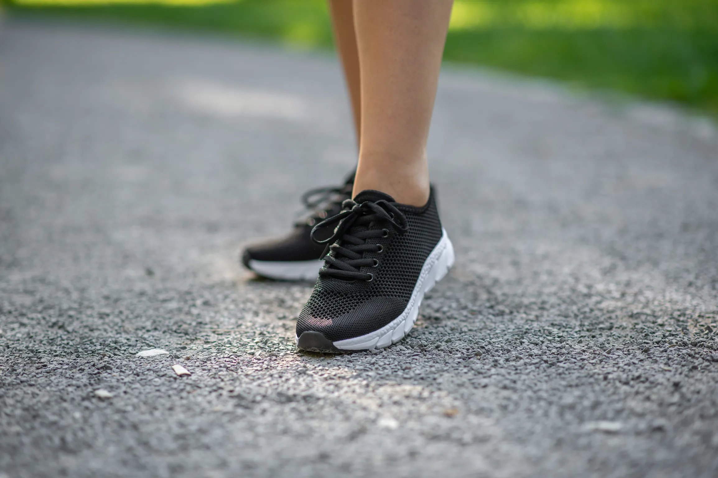 ORTHOSHOES® Kivo - Breathable & Lightweight Pain Relief Sneaker