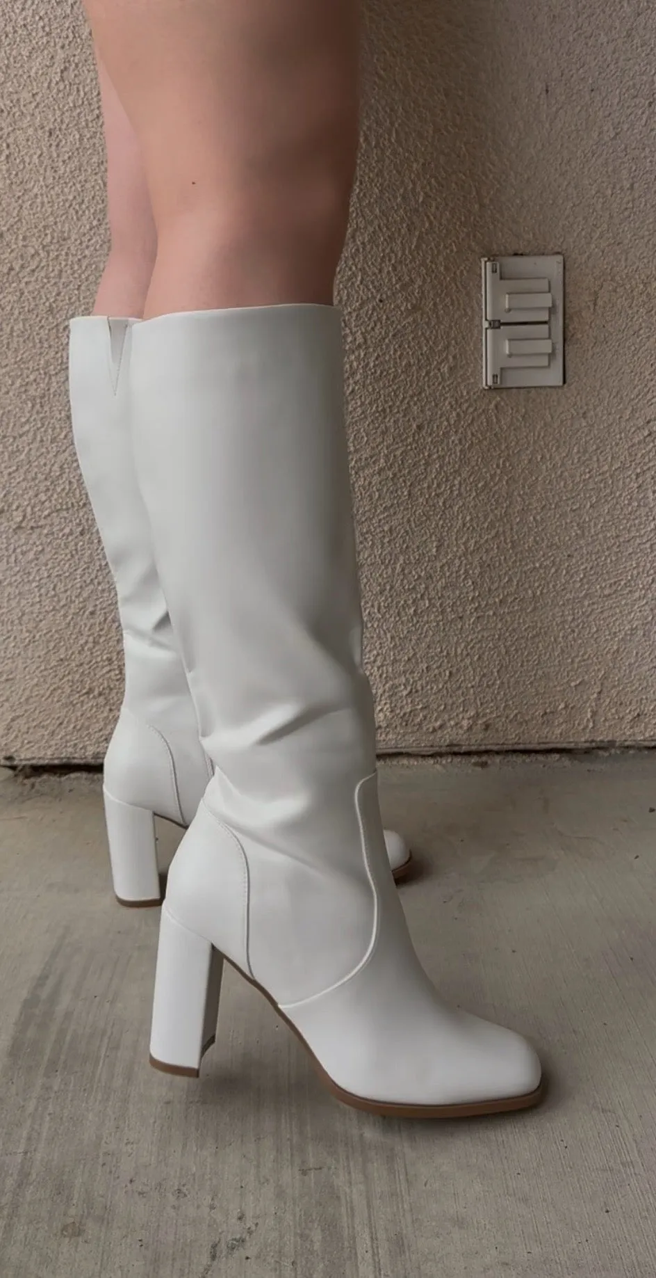 Paula Knee High Boot - White