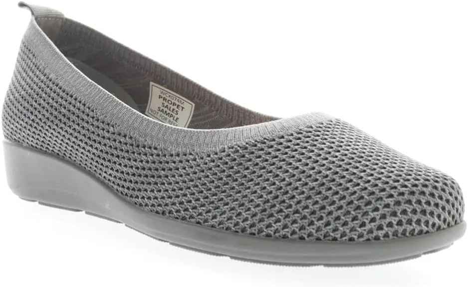 Propét Women's Yen Slip-On Shoe