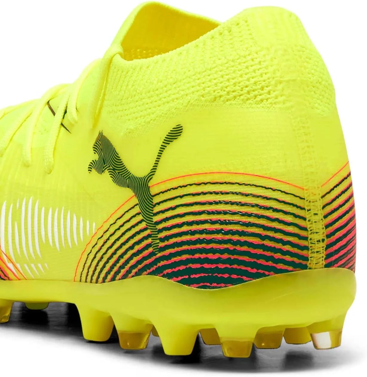 PUMA Unisex-Adult Football Soccer Shoe