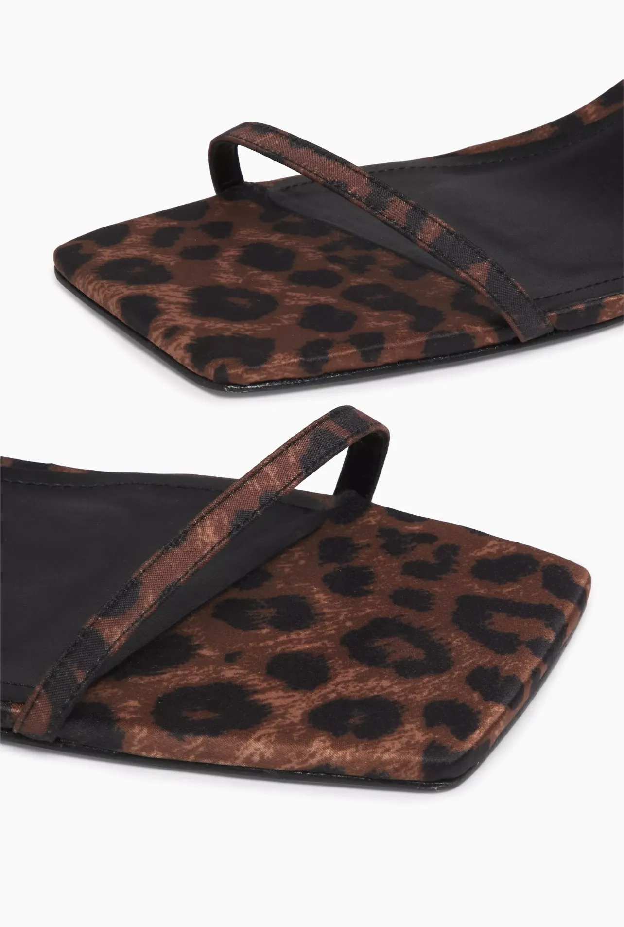SAM MID HEEL | SATIN LEOPARD