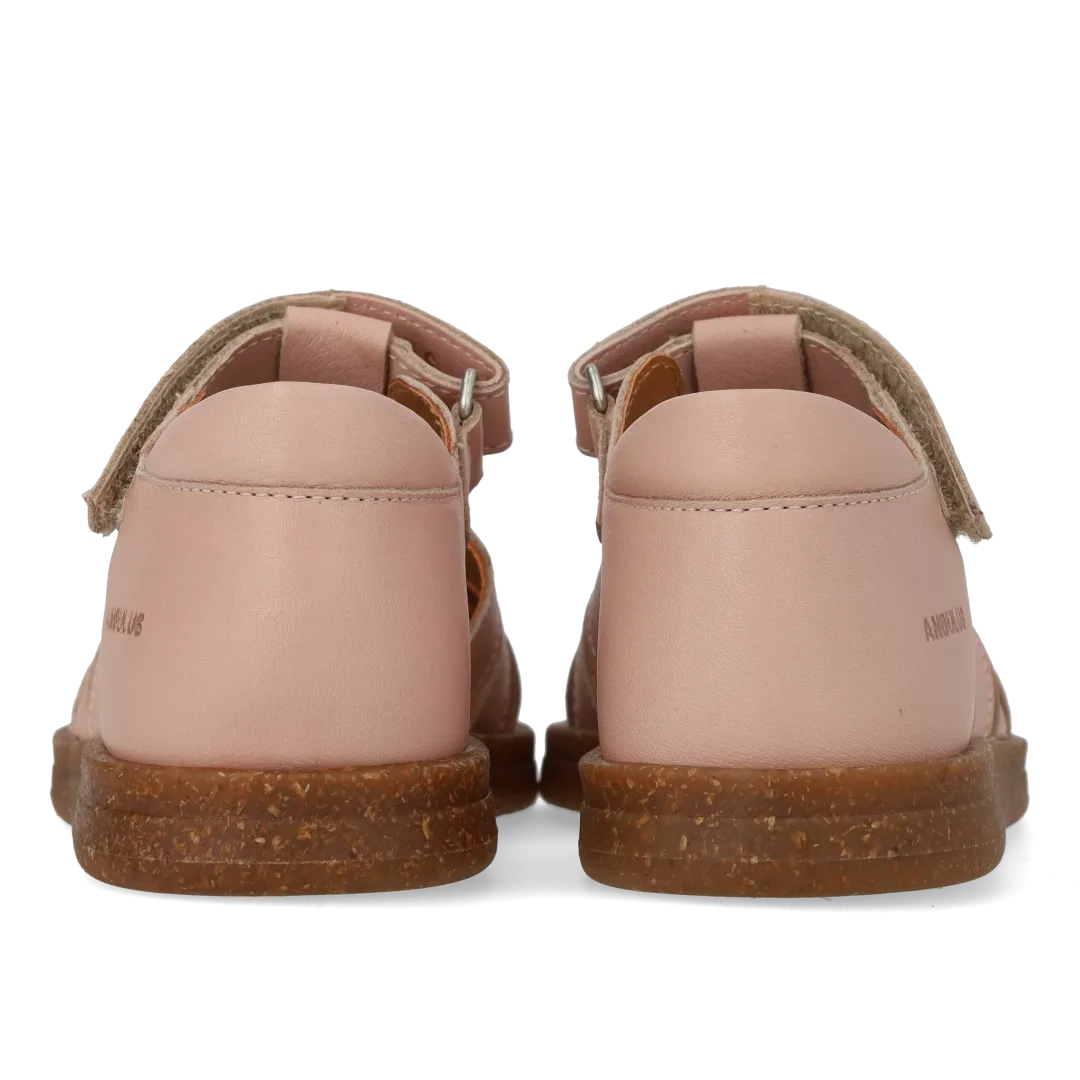 Sandal with contrast heart