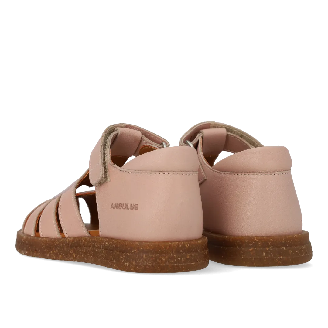Sandal with contrast heart