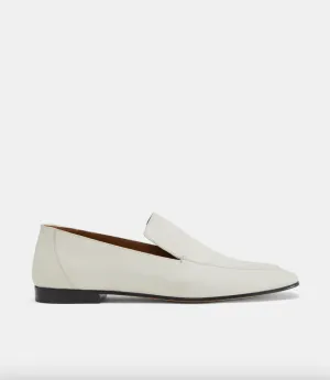 Soft Ecru Loafer, Trend-setting Voice-controlled